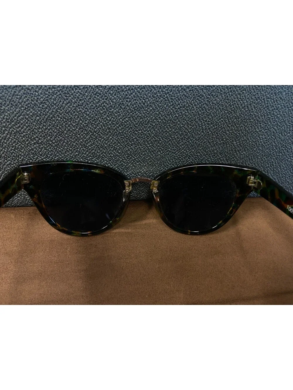Chico's Women's Animal Print Brown/beige Cat Eye Sunglasses , Preowned